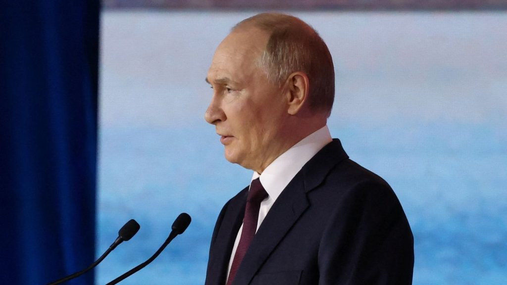 Ukraine Conflict Update: Putin Warns of Strikes on Foreign Troops in Ukraine and Invites Zelenskyy for Dialogue | World News Ukraine Conflict Update: Putin Warns of Strikes on Foreign Troops in Ukraine and Invites Zelenskyy for Dialogue | World News